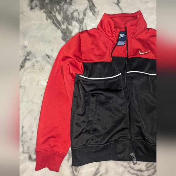 Nike Boys Track Jacket - Picture 2 of 4